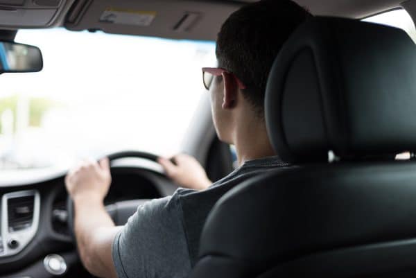 Jeune conducteur : comment acheter sa première voiture ?